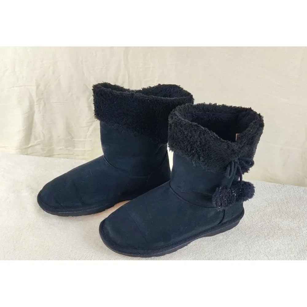 Winter Girls Ankle Books Black Faux Suede Faux Fur Lined Rubber Sole Size 2